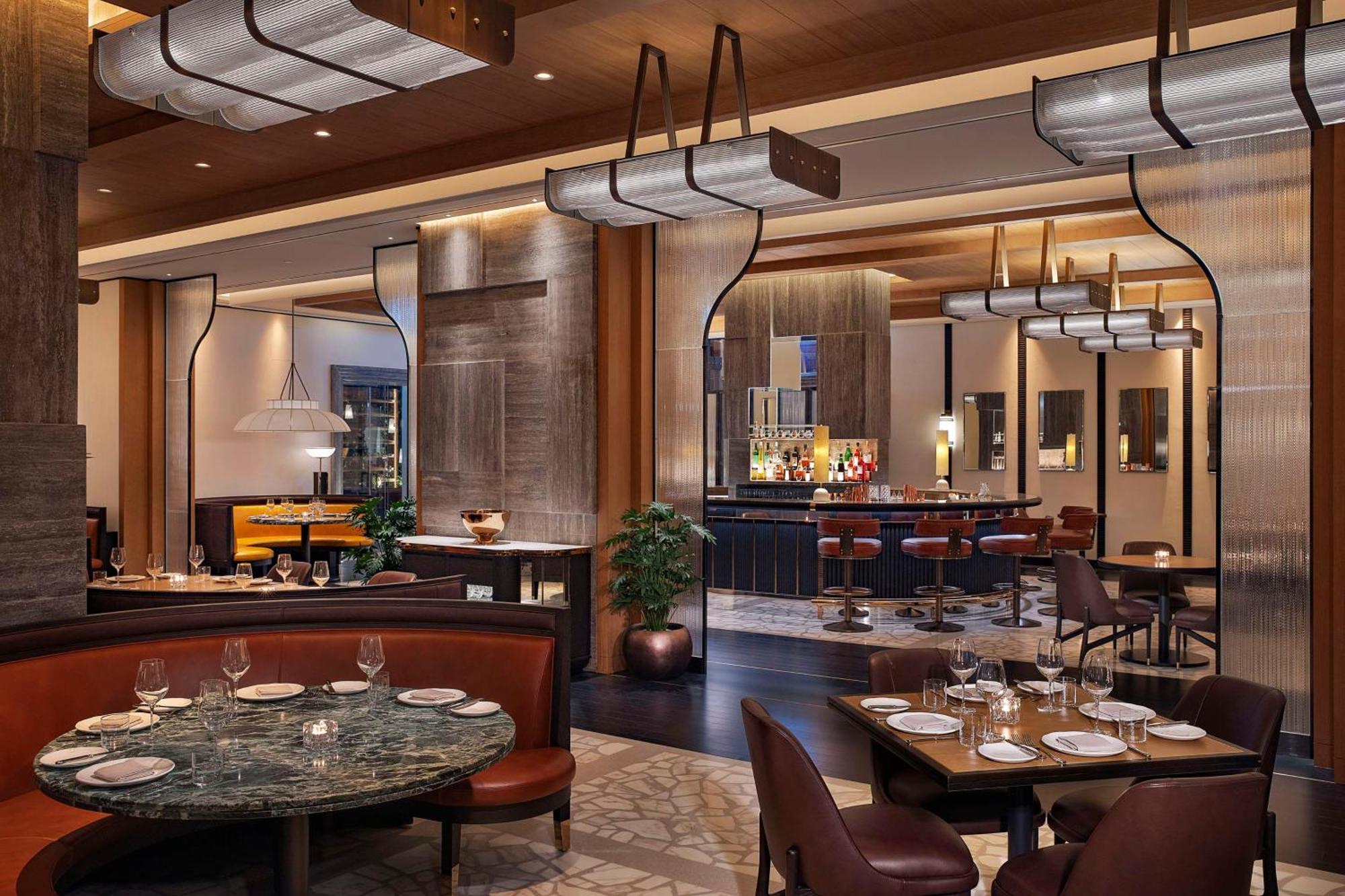 Waldorf Astoria Doha Lusail Exteriör bild The interior of the restaurant
